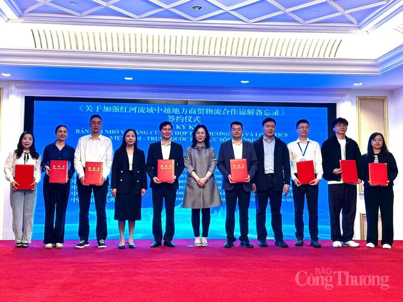 Thiết lập cơ chế hợp tác thương mại - logistics lưu vực sông Hồng